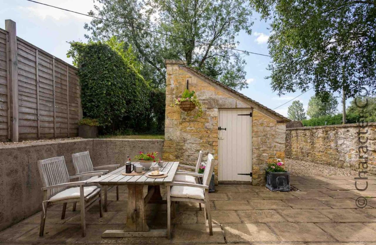 Weir Cottage Bourton-on-the-Water Exterior foto